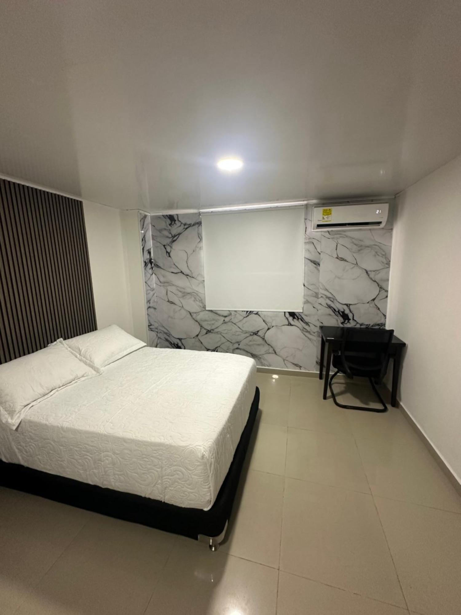 Apartahotel Plaza San Andres  Exterior photo