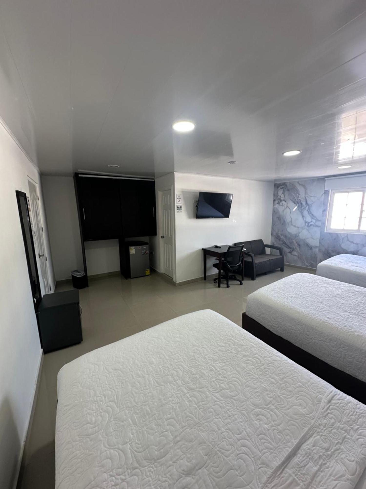 Apartahotel Plaza San Andres  Exterior photo